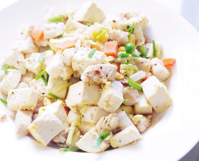 高蛋白餐谱---鸡胸肉炒鸡蛋豆腐的做法