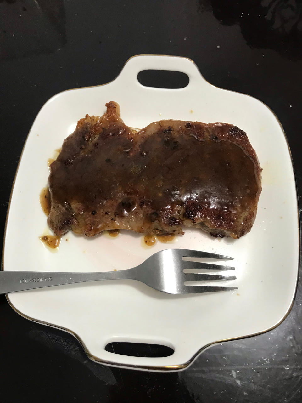 好吃到哭的煎牛排