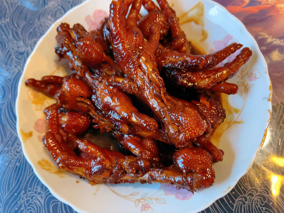 “销魂”卤鸡爪