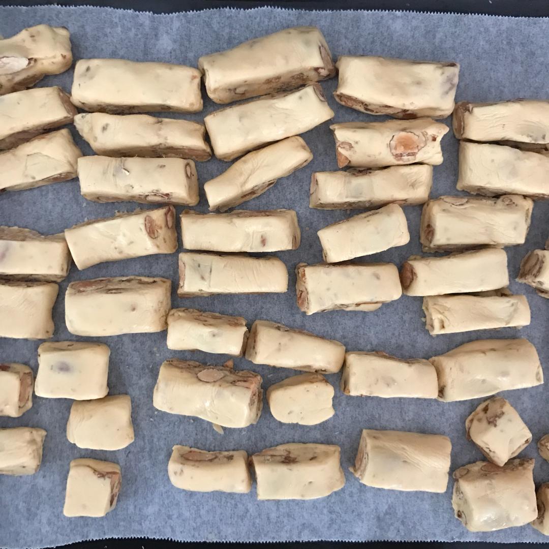 《Tinrry下午茶》教你做熬糖版牛轧糖