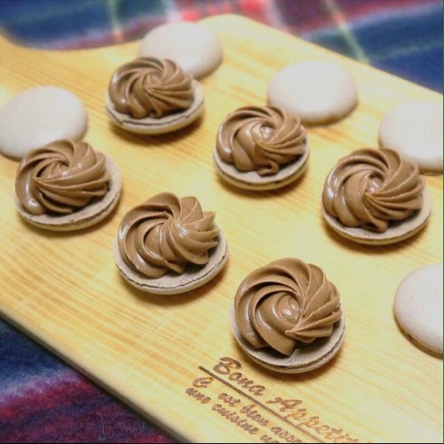马卡龙(杏仁蛋白糖饼)