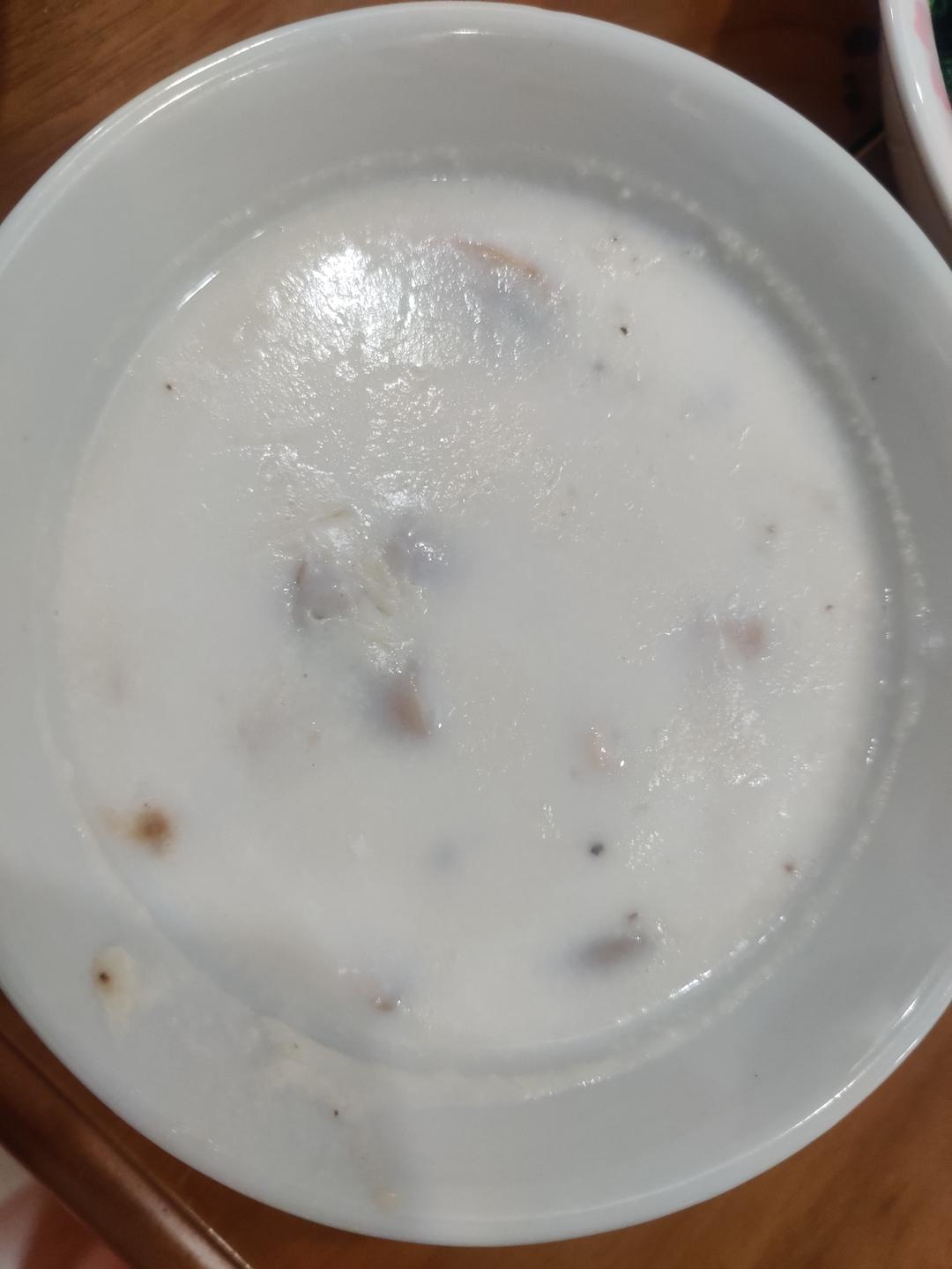 低脂奶油蘑菇汤🍄[不用黄油和奶油超简单]