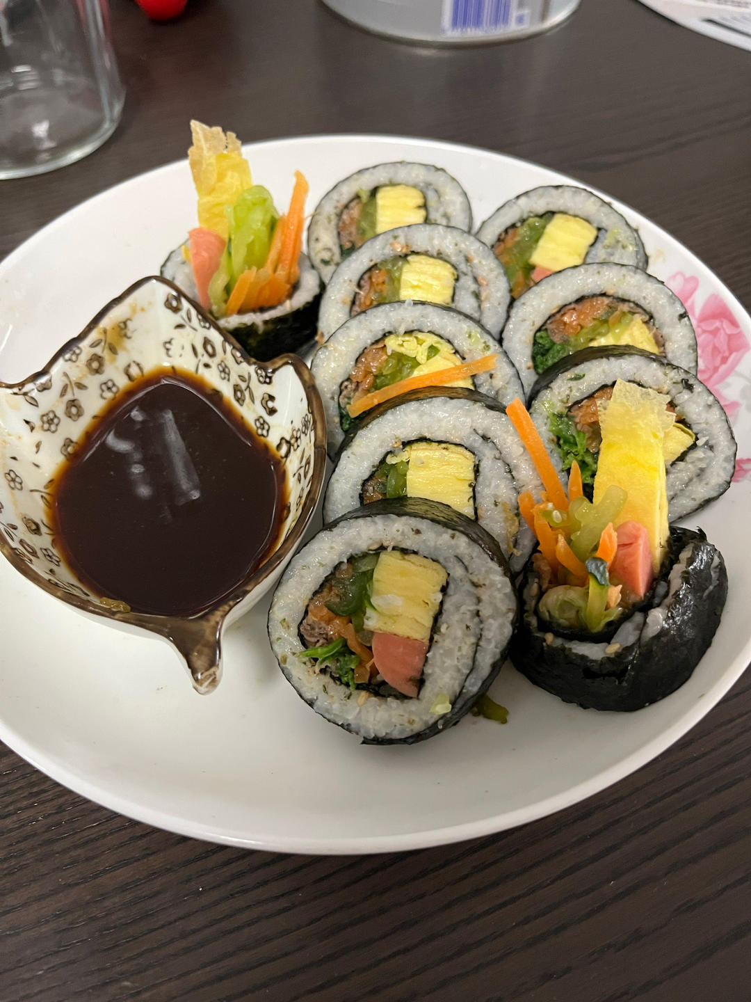 高颜值的紫菜包饭