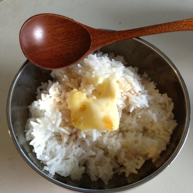 《深夜食堂》黄油拌饭