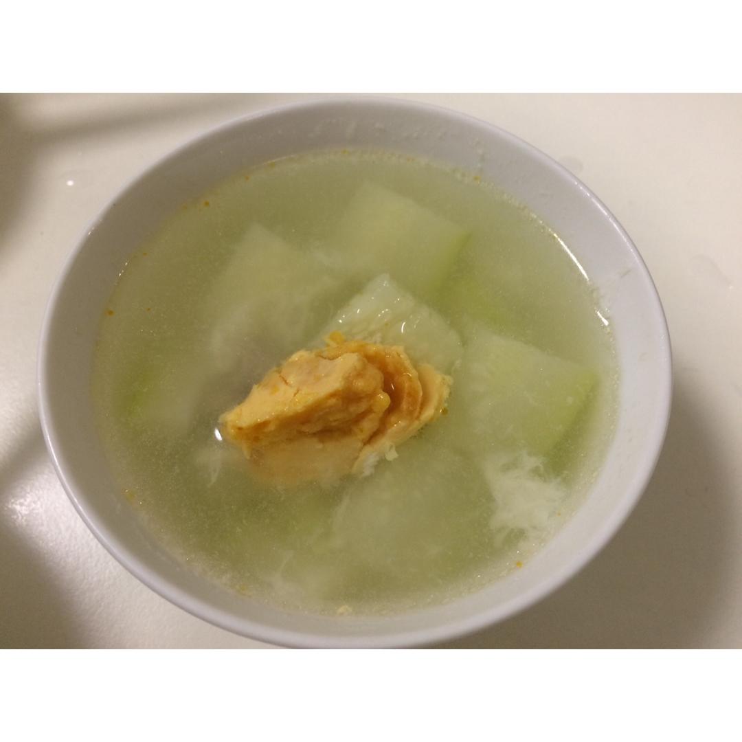 咸蛋肉片節瓜（毛瓜）湯