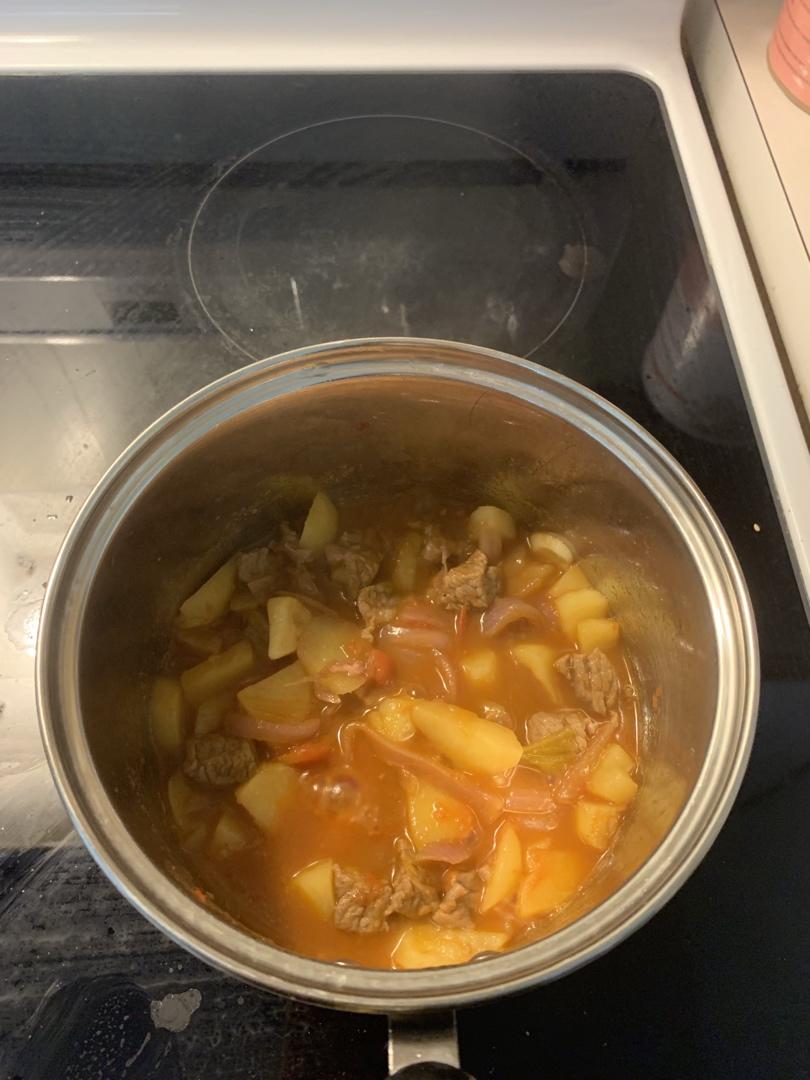 红烧牛肉土豆 （独家秘制）