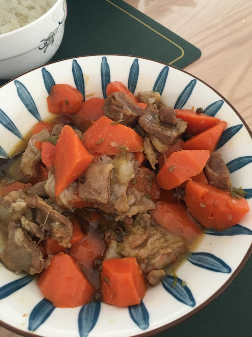 胡萝卜炖羊肉（热菜）