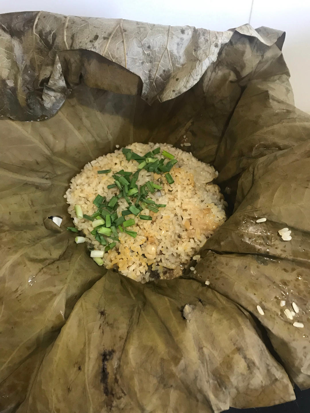 荷叶糯米蒸排骨