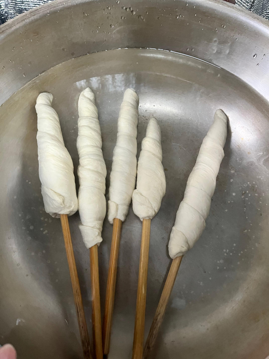 让你手不沾面就能轻松快速洗面筋（做凉皮必看）