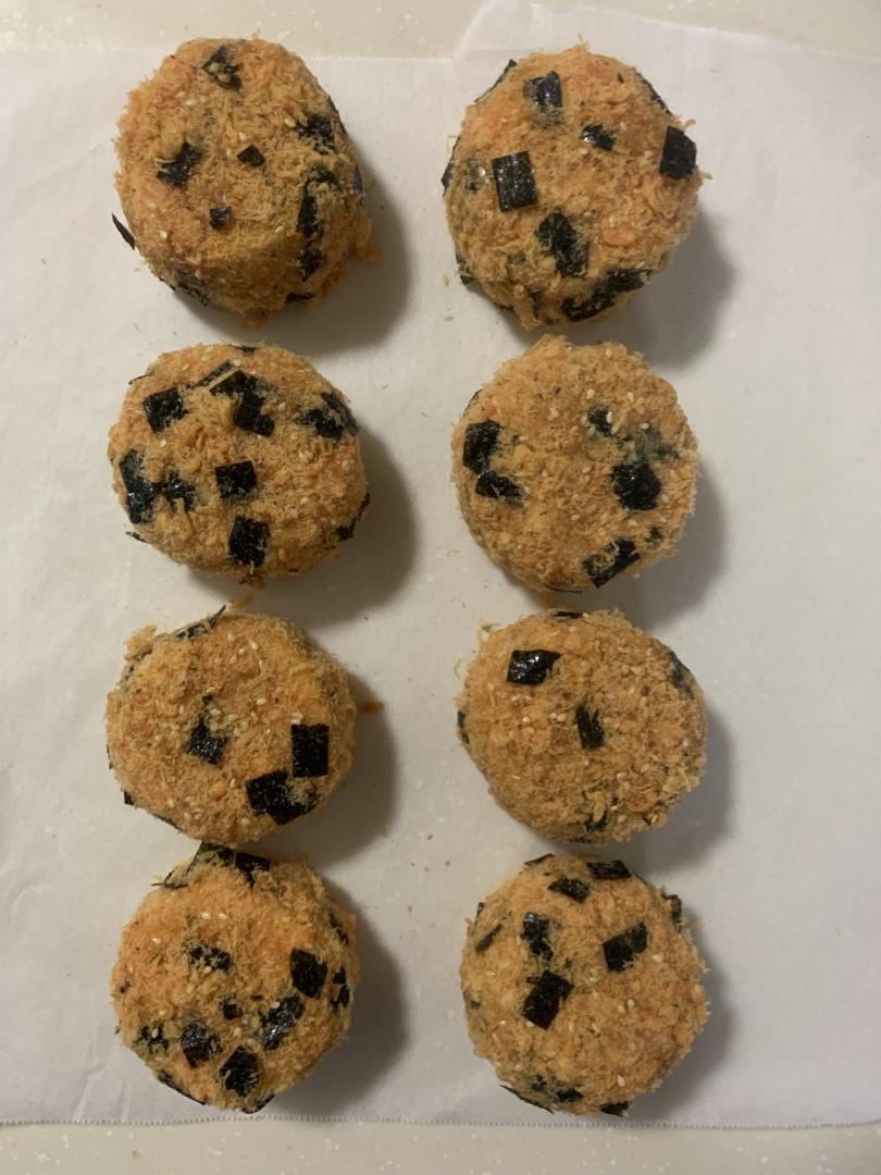 美味海苔肉松小贝
