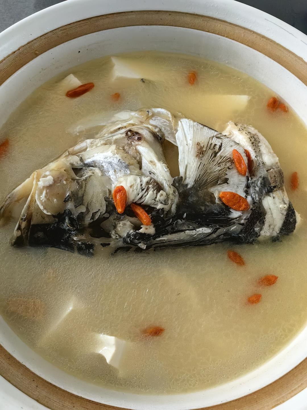 鱼头豆腐汤