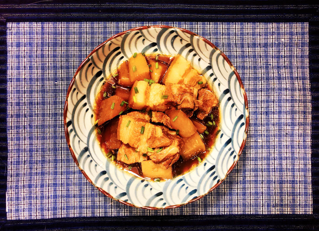萝卜猪肉角煮