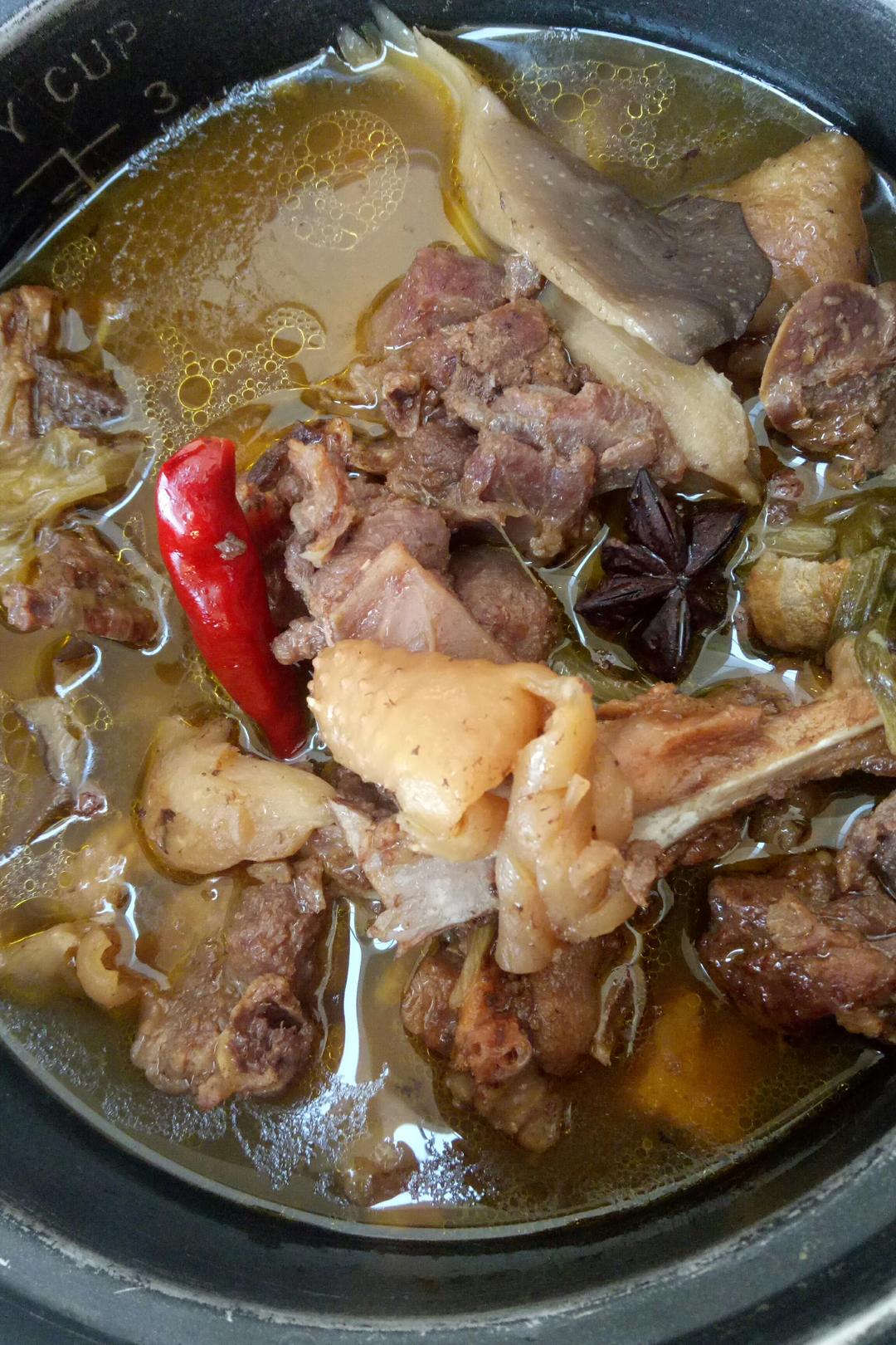 小小-506做的电压力锅版香菇炖鸡