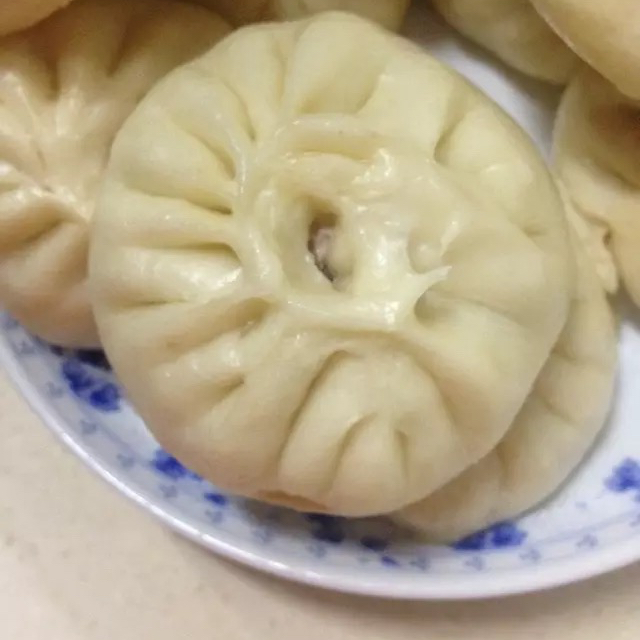 直接发酵法的白胖包子