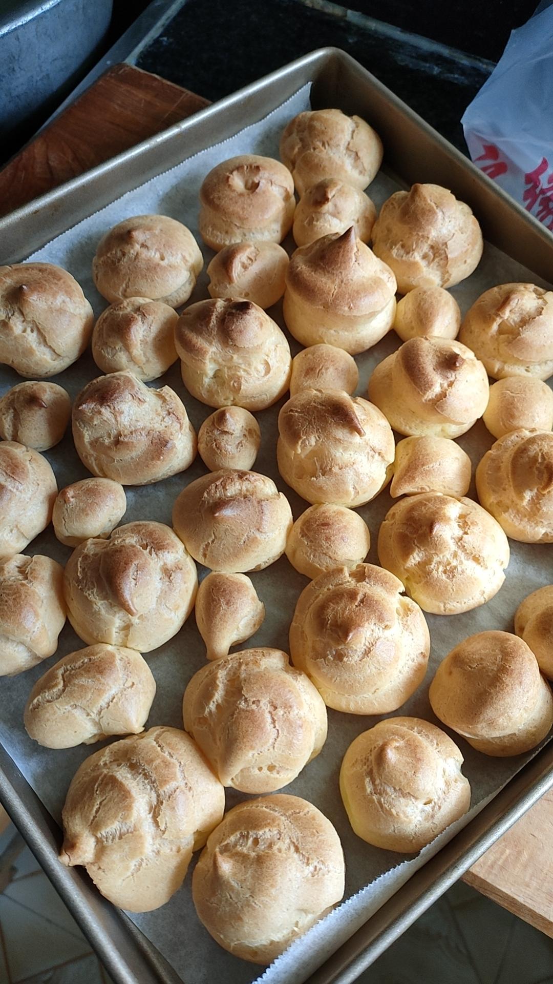 简单易成功的奶油小泡芙做法