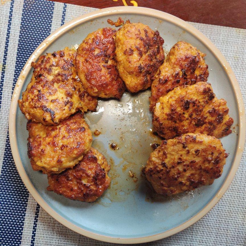 鸡蛋肉饼
