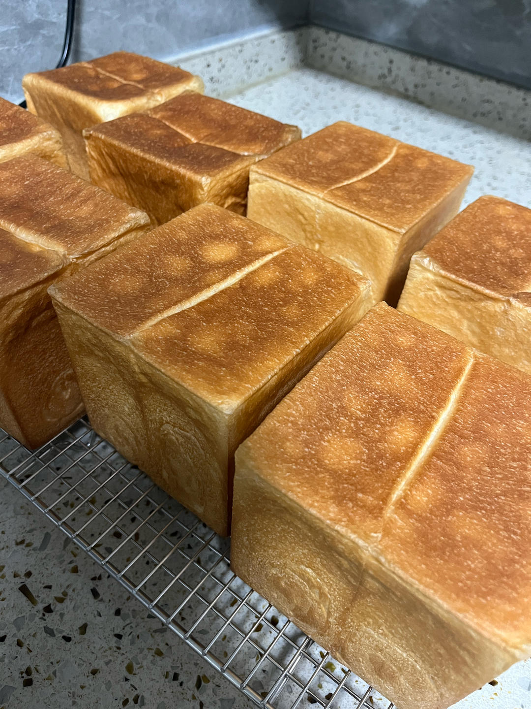 好吃到犯规的网红「生吐司」