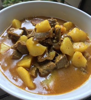 咖喱土豆炖牛肉的做法 步骤1