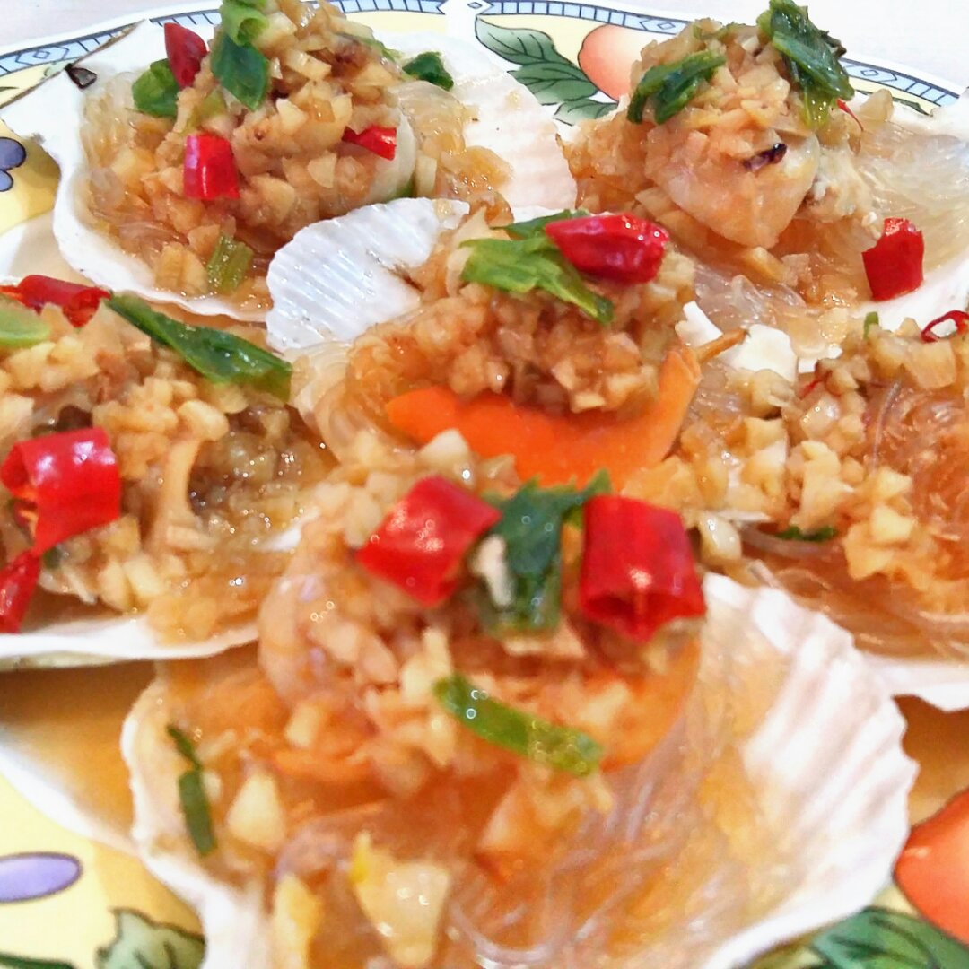 蒜蓉粉丝蒸扇贝