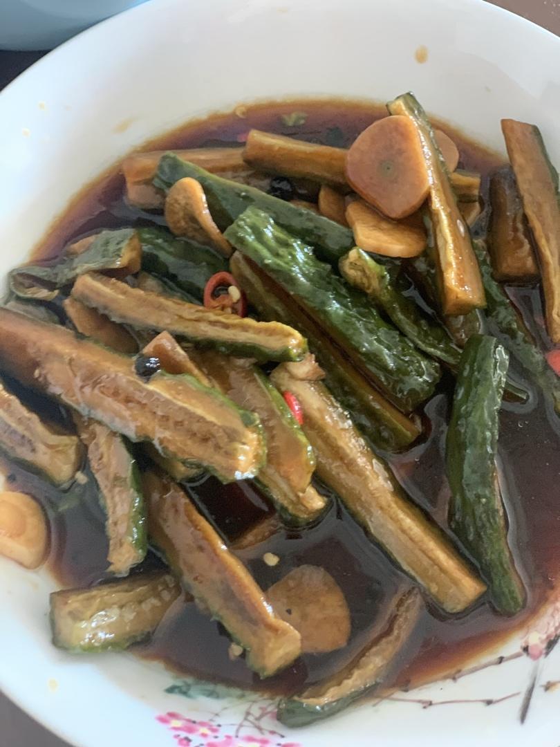 每年必吃的爽口腌黄瓜