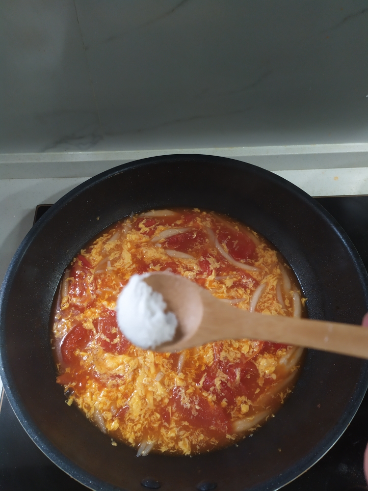 0难度晚餐！番茄鸡蛋疙瘩面的做法 步骤11
