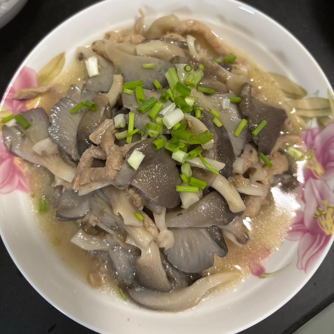 【厨房笔记】平菇肉丝的做法