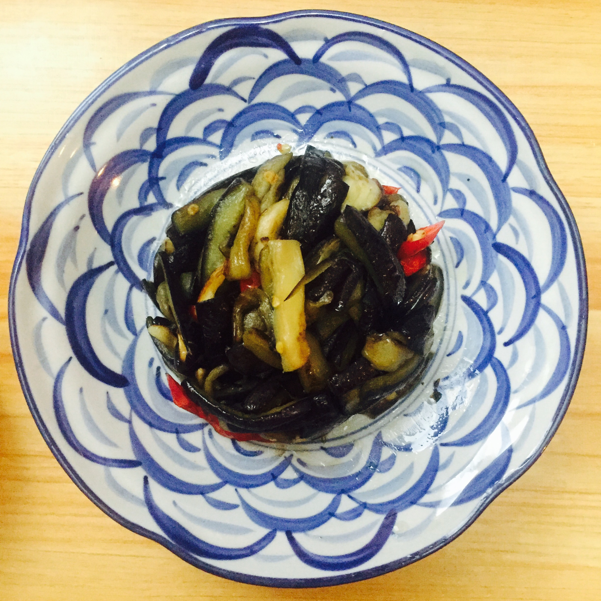 清爽少油又入味的家常炒茄子