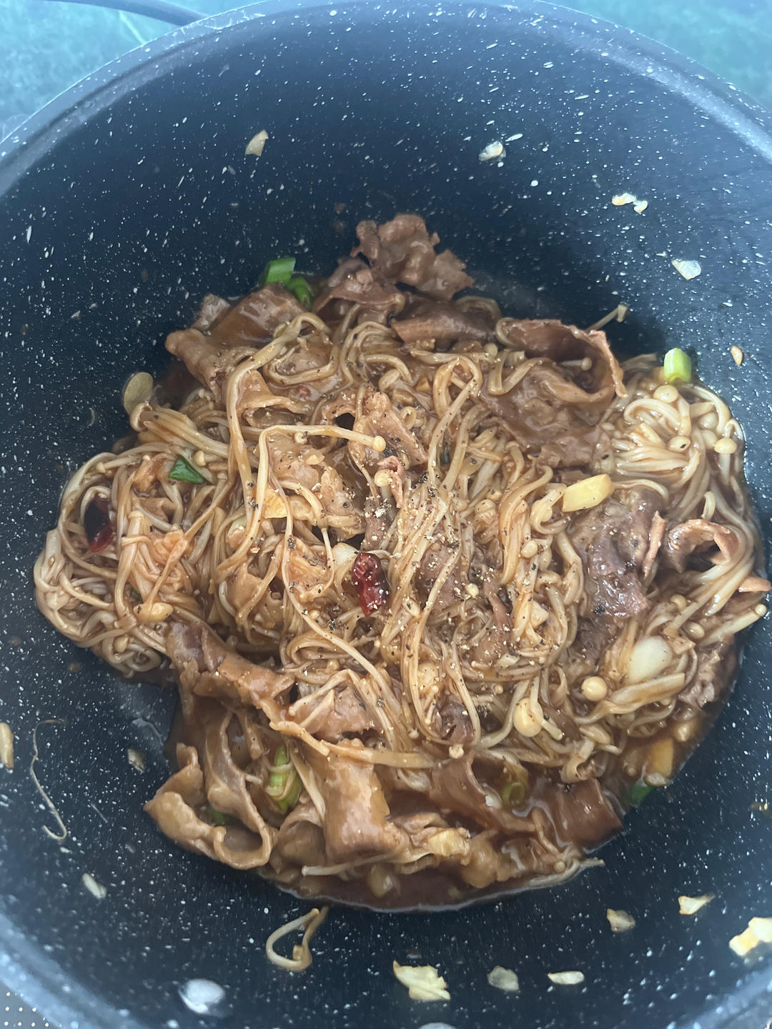 好吃到舔盘的肥牛金针菇卷