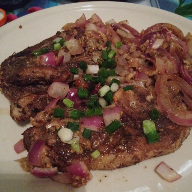 孜然蒜香烤羊腿