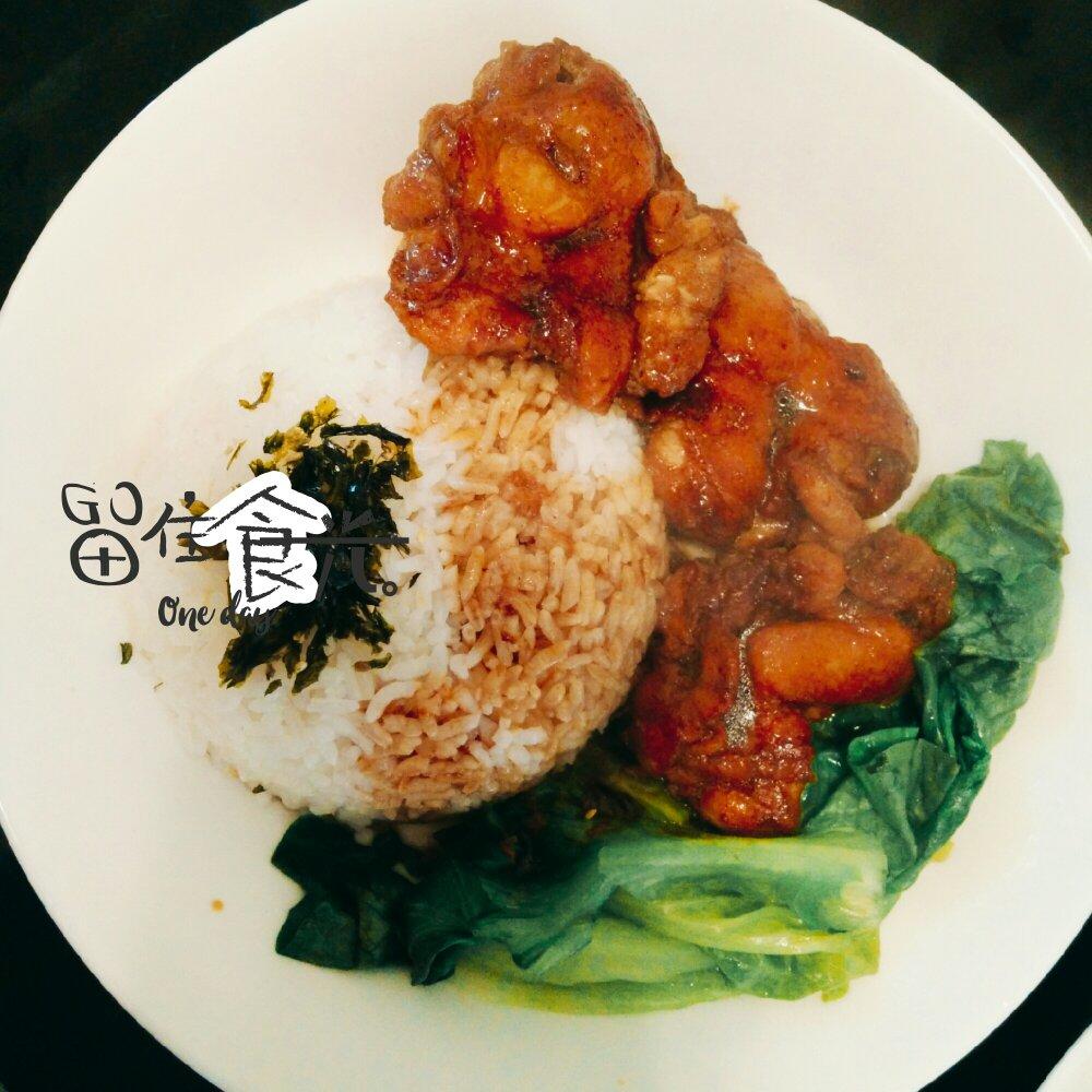 简单的香煎鸡腿盖浇饭