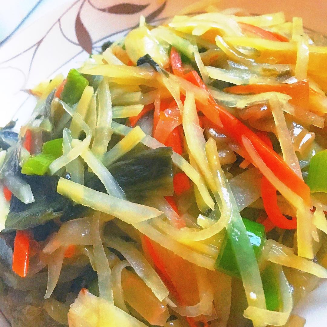 酸菜炒土豆丝