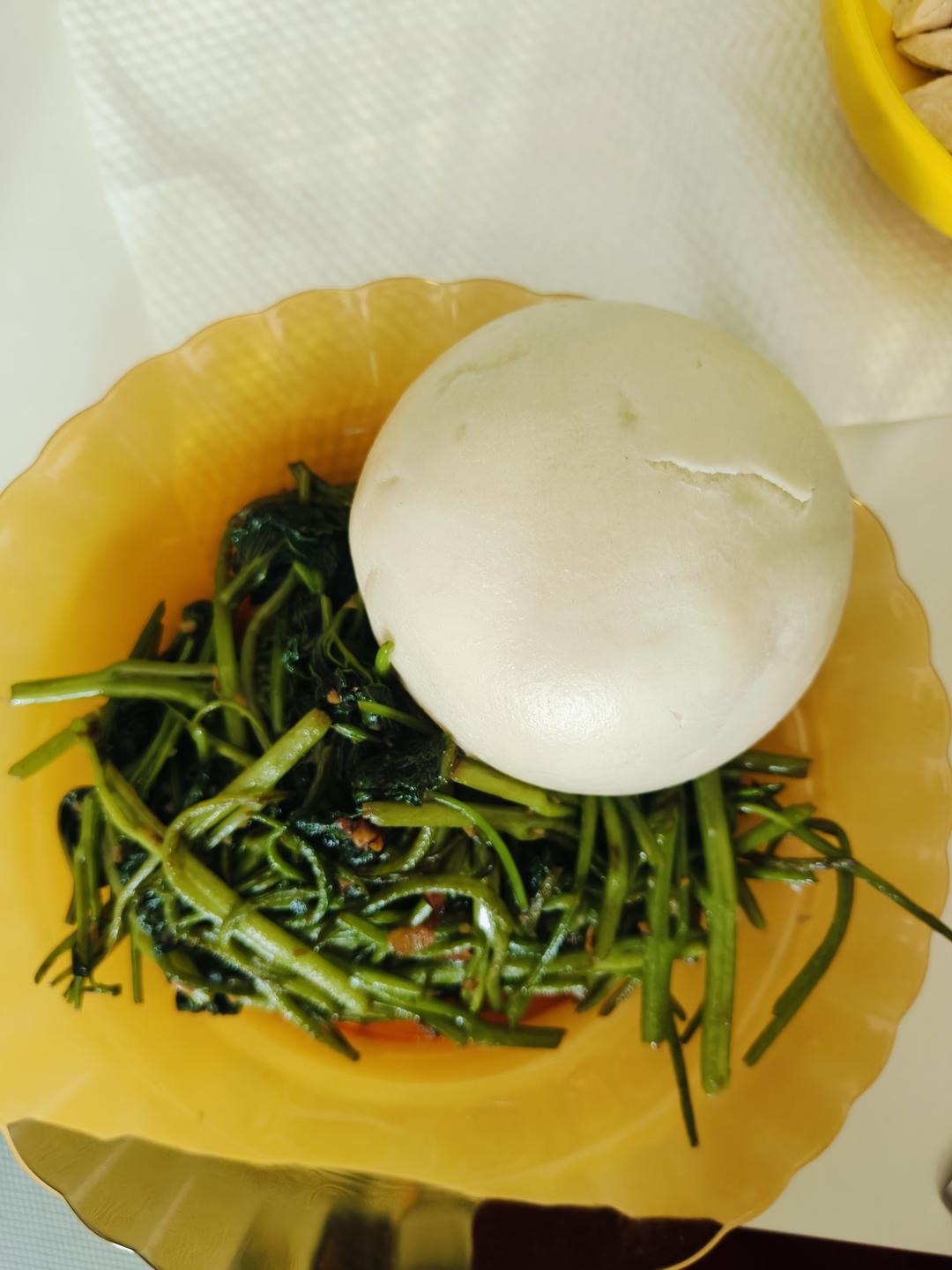 💥蒜蓉炒红薯叶