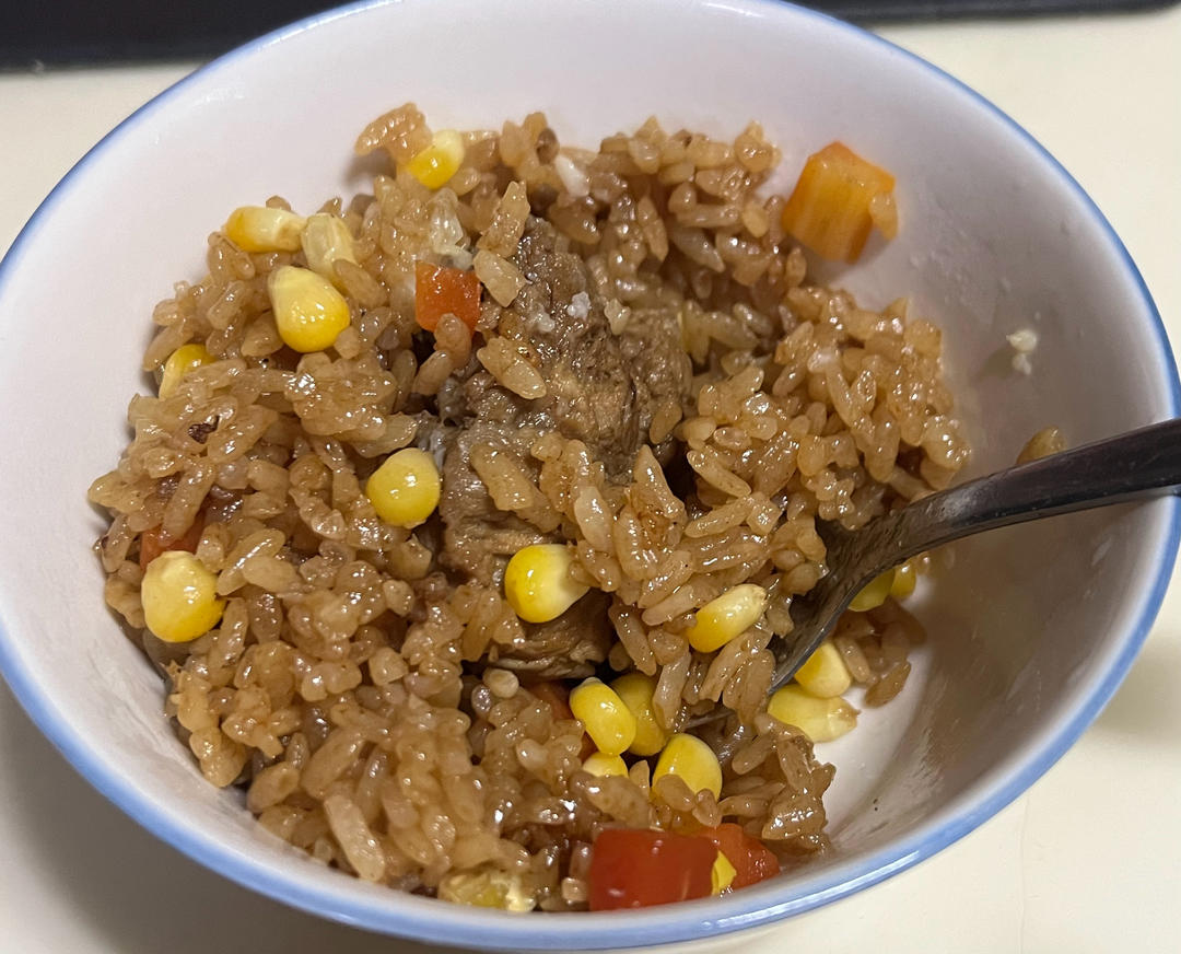 【排骨焖饭】