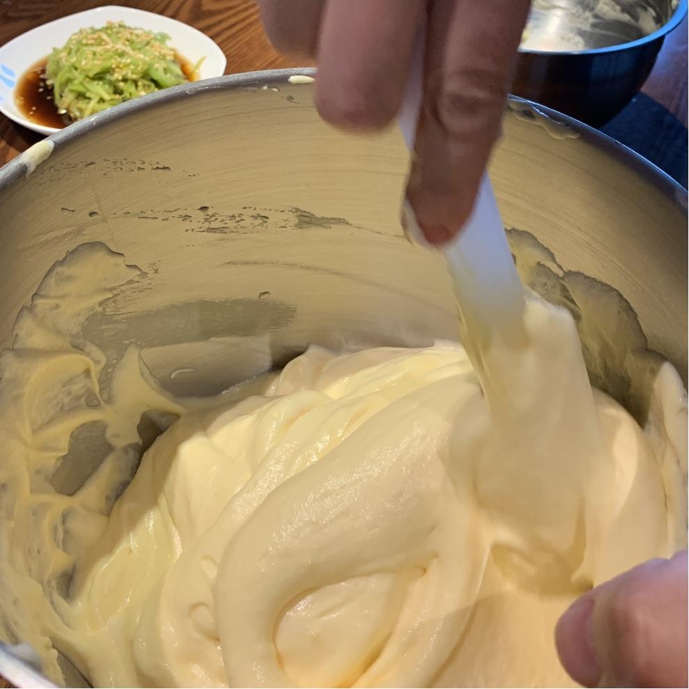 烤箱做蛋糕（戚风蛋糕的做法）