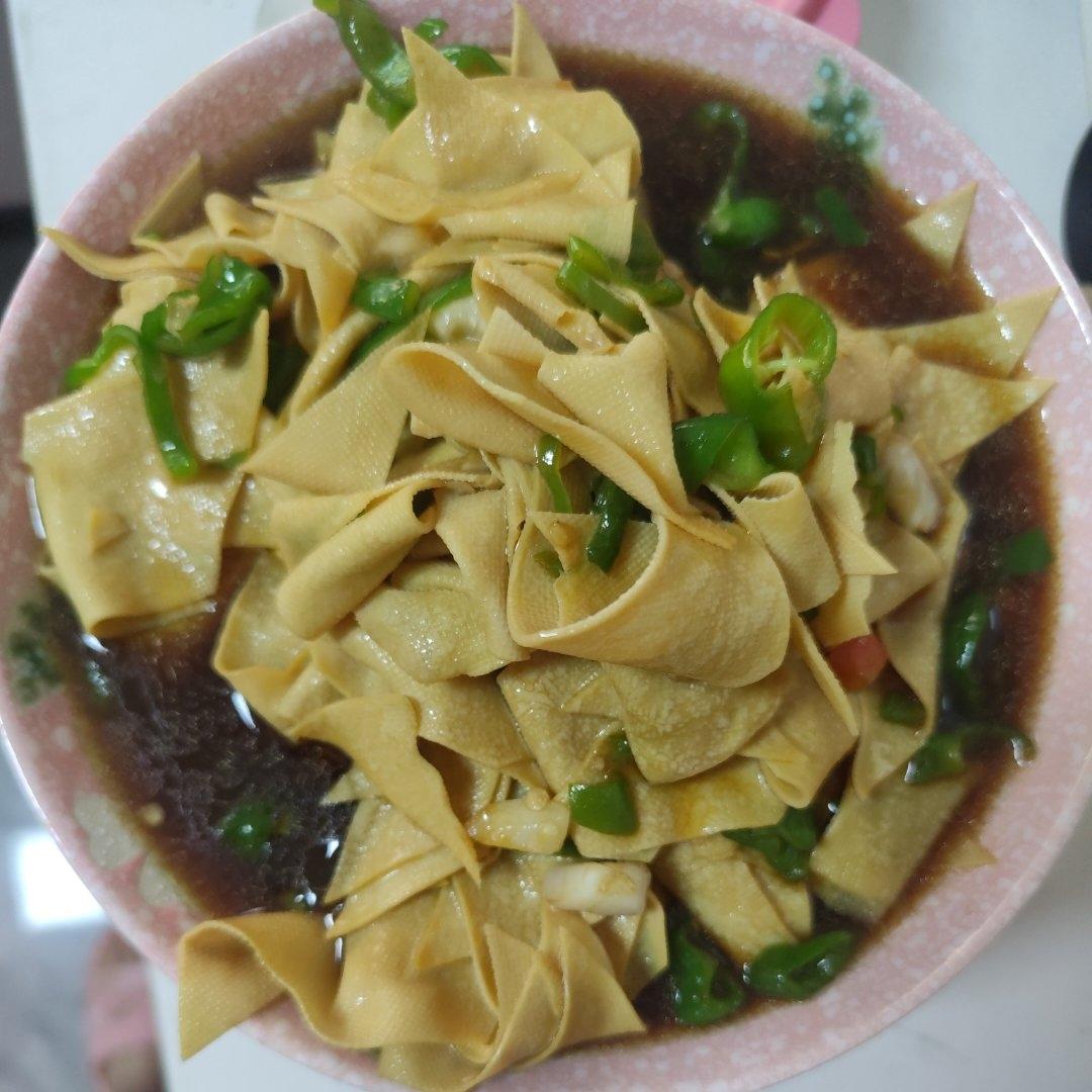 尖椒炒干豆腐