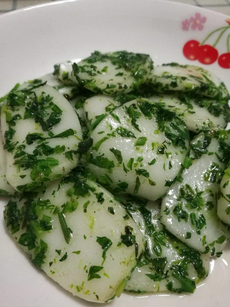 荠菜炒年糕