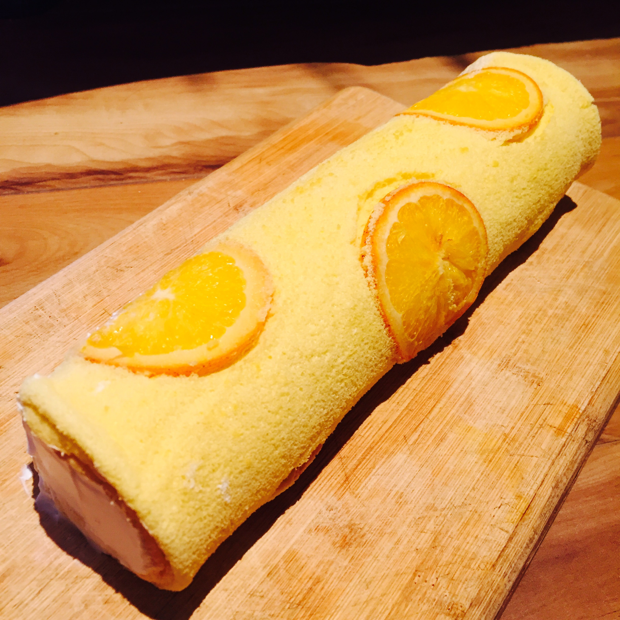 包小白做的橙香蛋糕卷