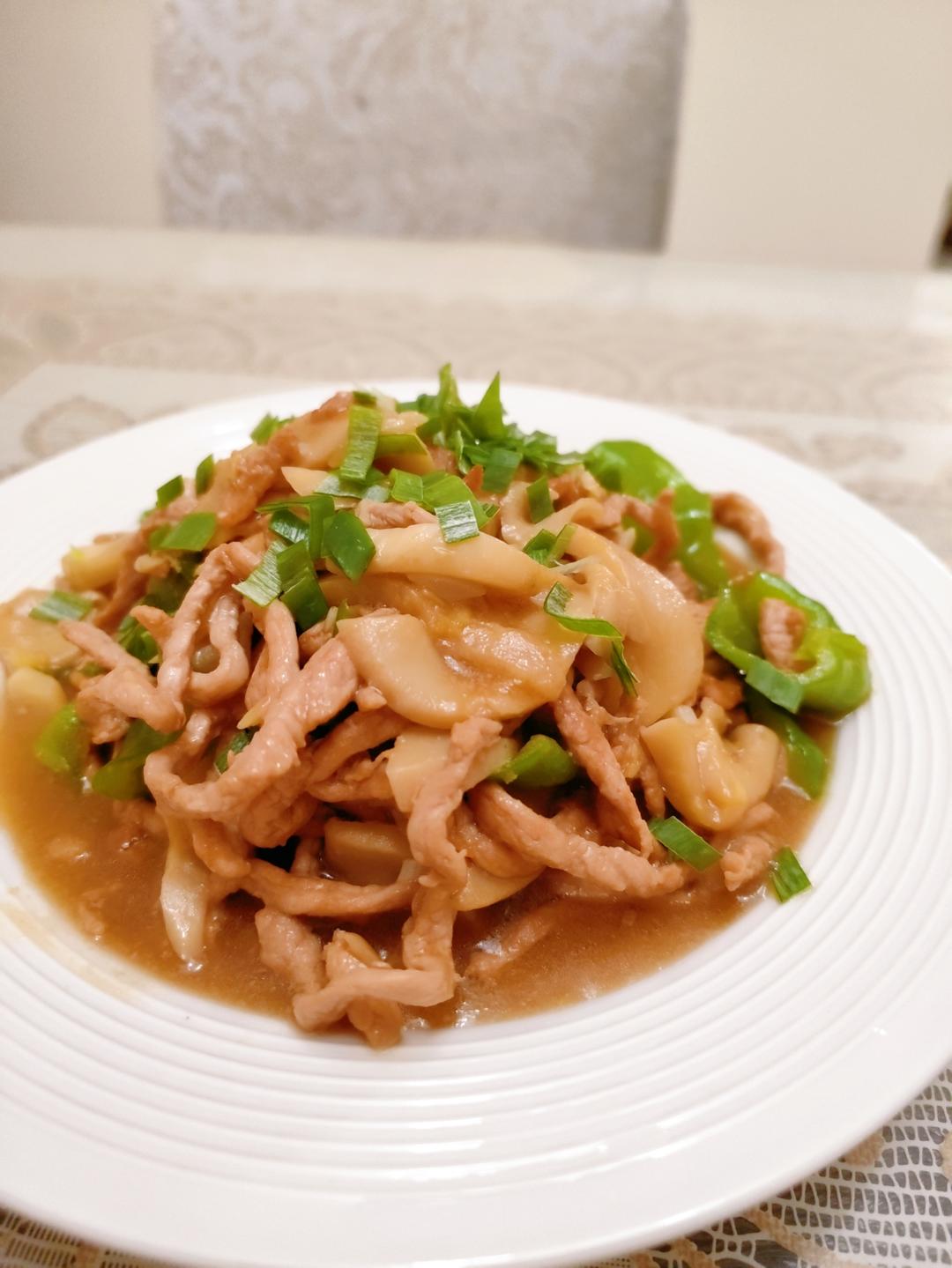 杏鲍菇炒肉