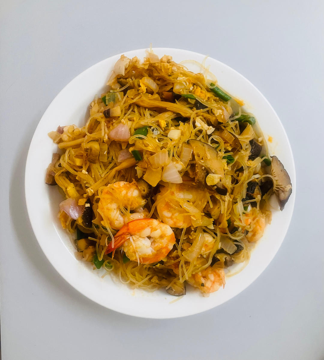 去餐厅必点的粤式虾皇粉丝煲