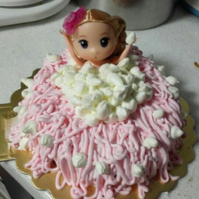 详细步骤制作泡泡浴娃娃蛋糕