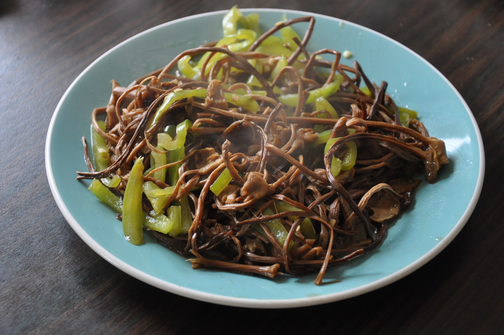 青椒茶树菇