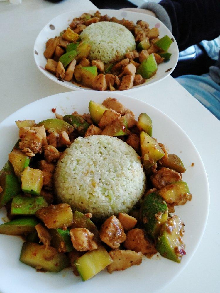 热量比苹果低，史上最低卡米饭