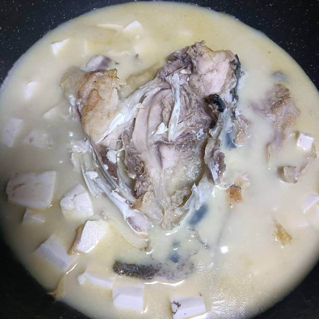 鱼头豆腐汤