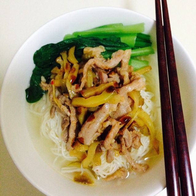 榨菜肉丝面