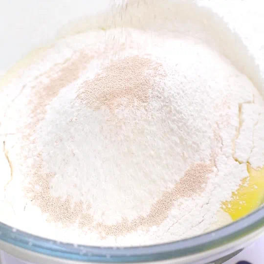 纯奶手撕吐司的做法 步骤1