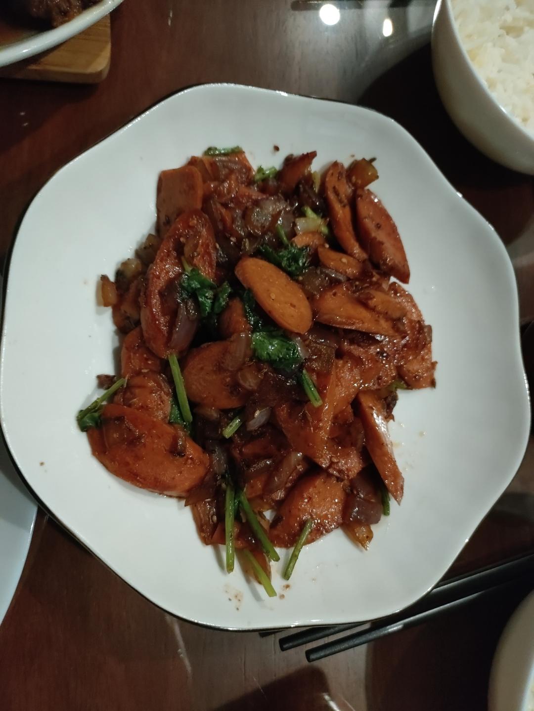 比烤肉还好吃的香辣孜然火腿片❗️大人小孩都爱吃