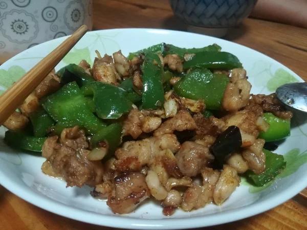 吃不够的蒜香鸡腿