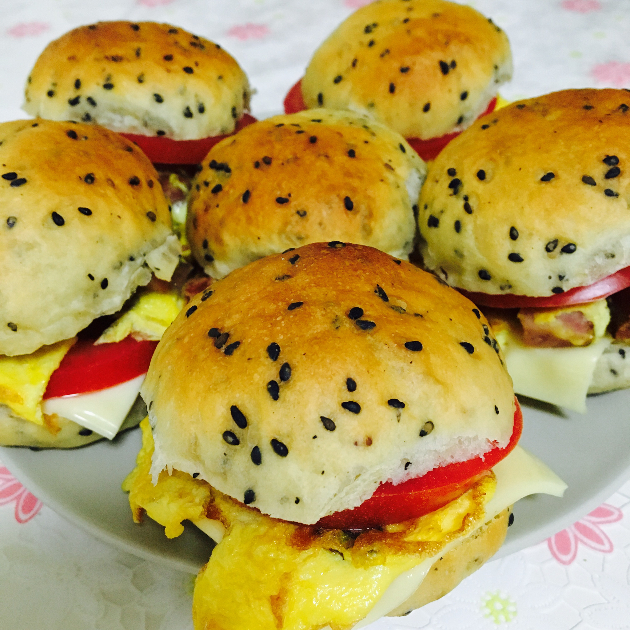 肯德基早餐汉堡轻松在家做 ---『玉米鸡肉汉堡包』