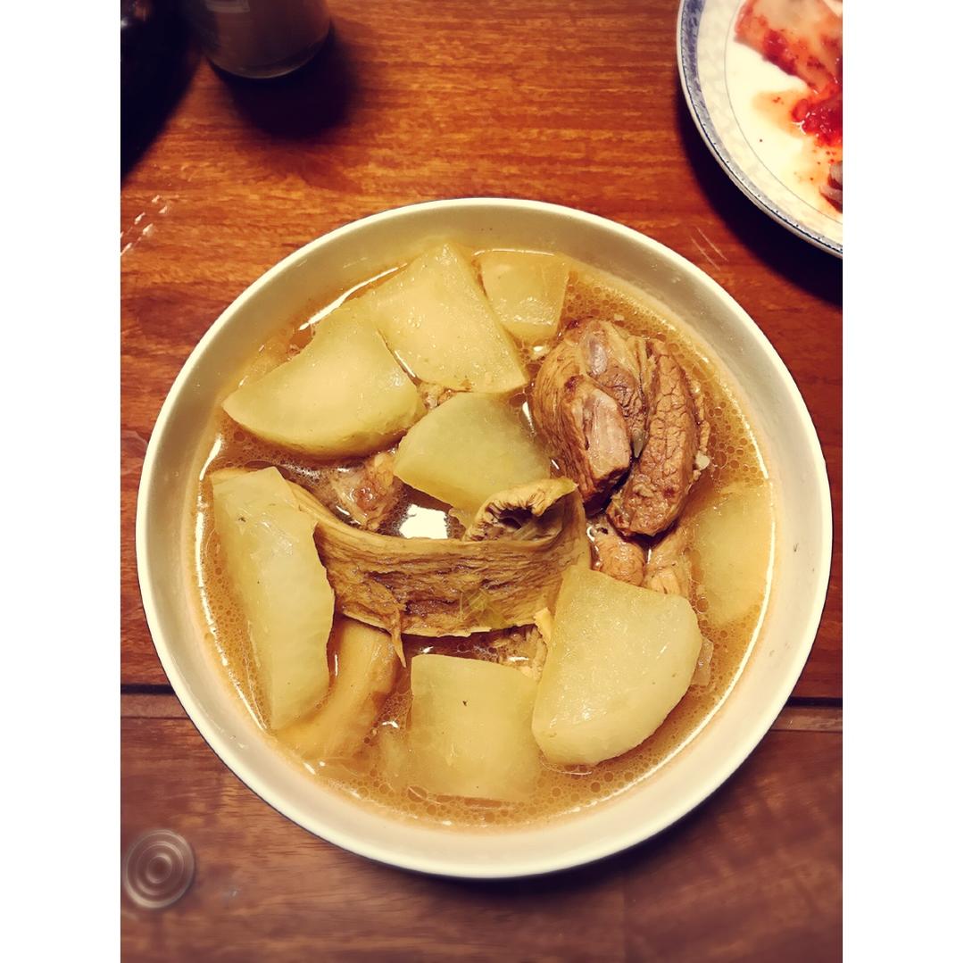 骨形🍗松茸鸡汤（万圣节版）