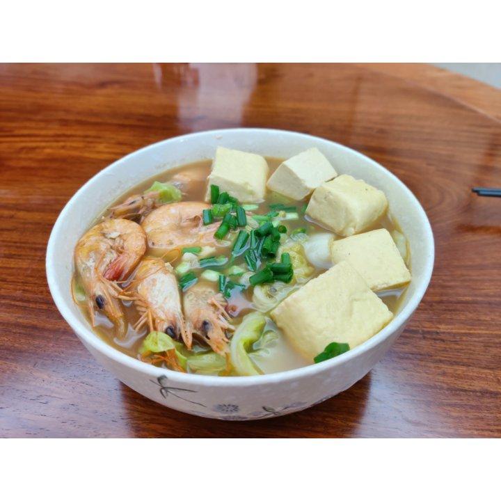 鲜虾白菜豆腐煲